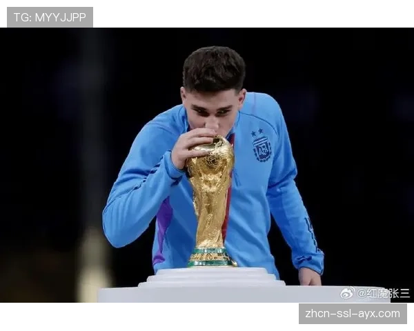 阿尔瓦雷斯接受专访：谈在曼城的角色演变与如何在转换中捕捉空间